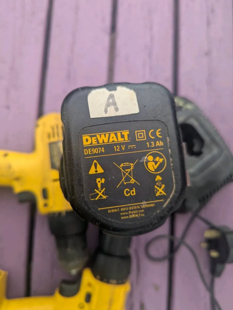 DeWalt 12v Drill and Impact Driver - Image 3