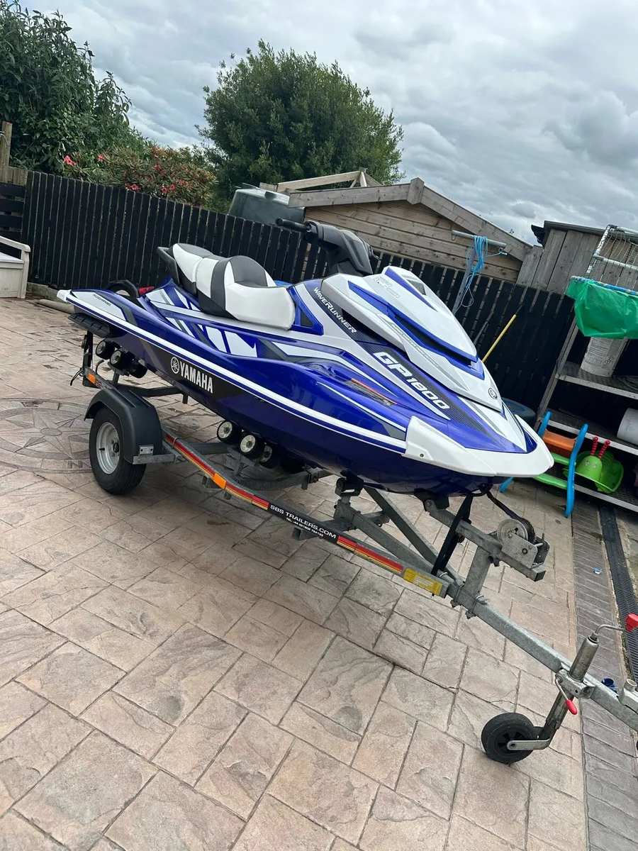 Yamaha gp1800 svho jet ski - Image 2