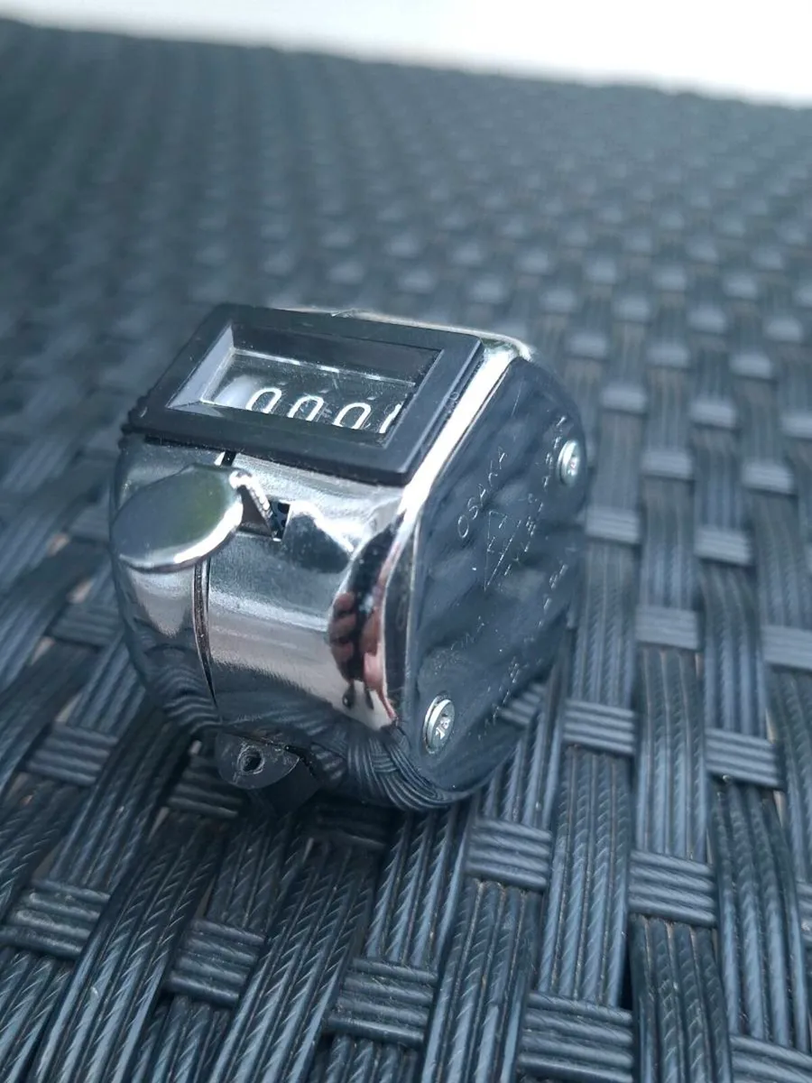 Vintage Japanese Mechanical Hand Tally Counter - Image 4