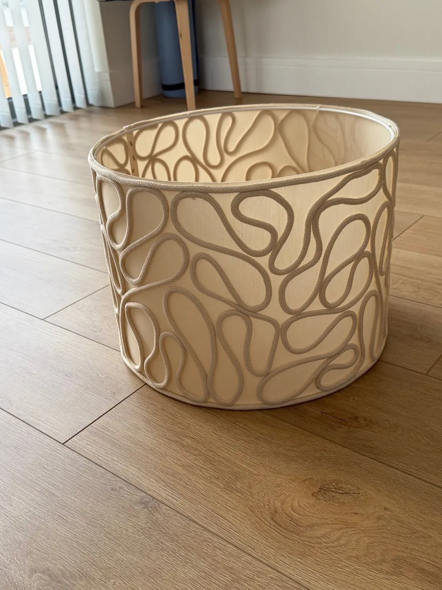 Assorted lampshades - Image 1