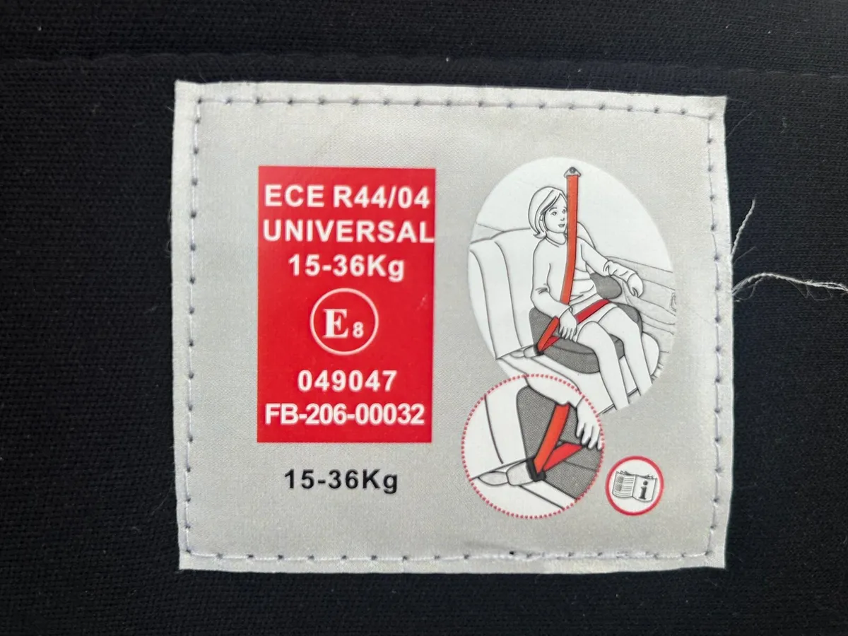 Child booster seat FREE - Image 2