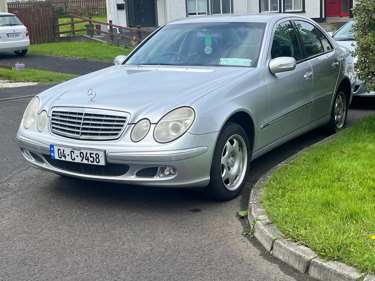 Mercedes E200 kompressor - Image 2