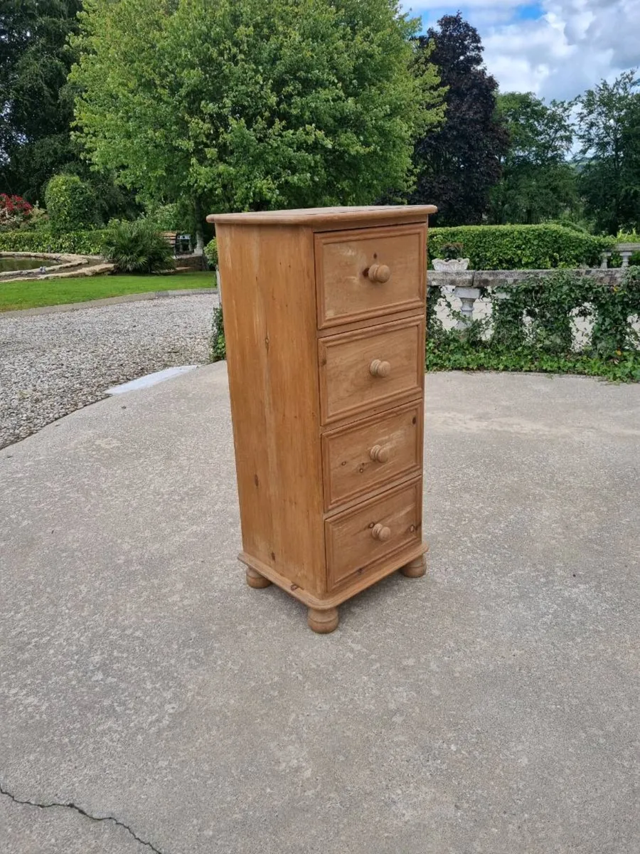 Keen Pine 4 Drawer Tallboy - Image 1