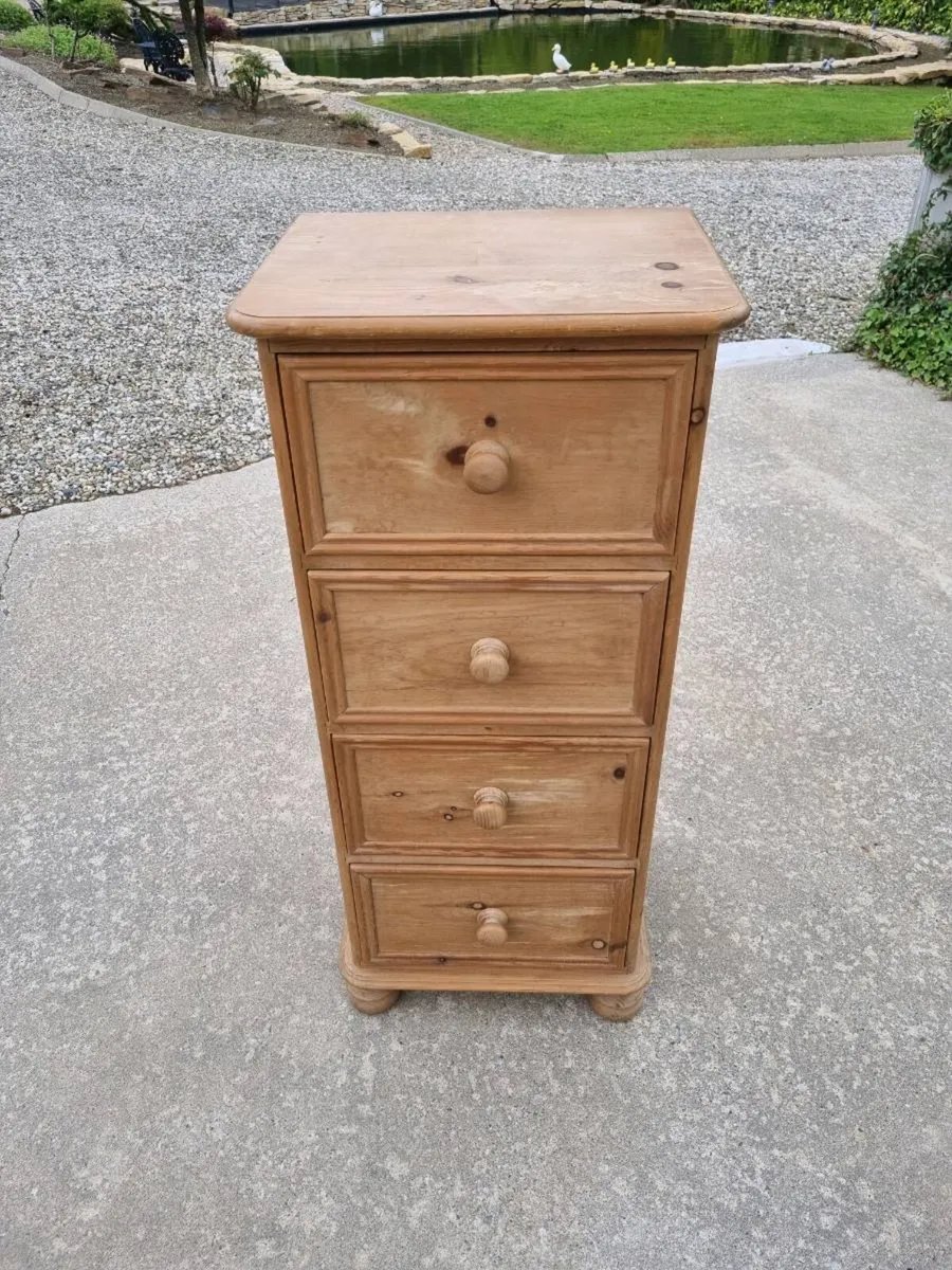 Keen Pine 4 Drawer Tallboy - Image 4