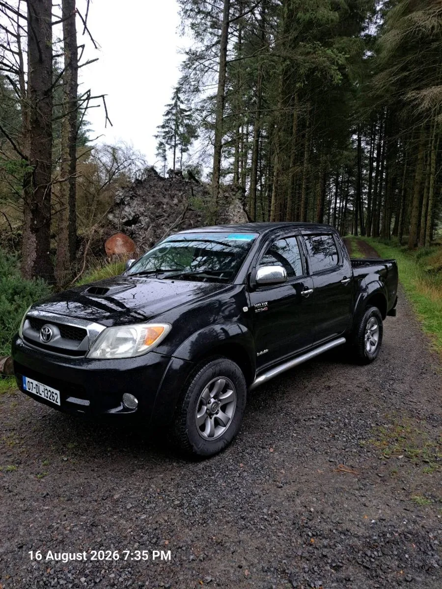Toyota hilux 3.0d4d - Image 2