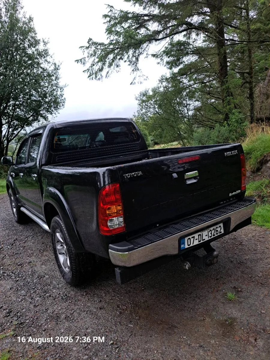 Toyota hilux 3.0d4d - Image 4
