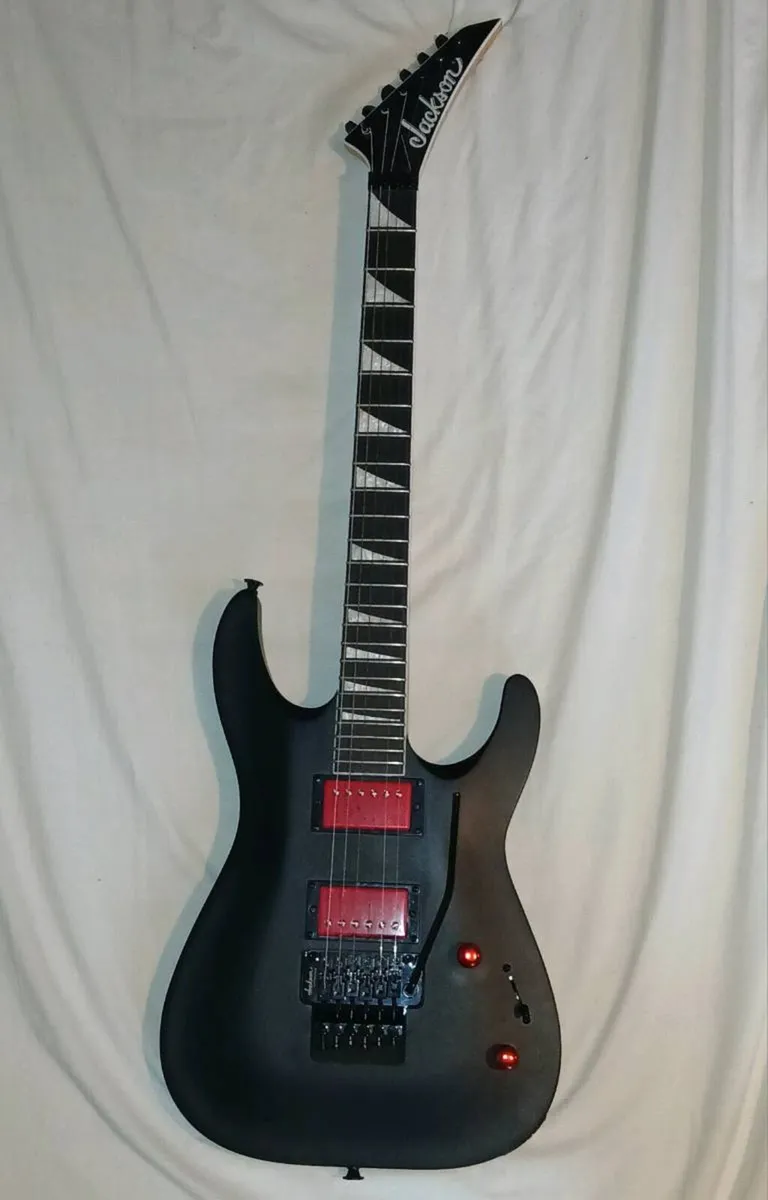 Jackson Super Strat - Image 1