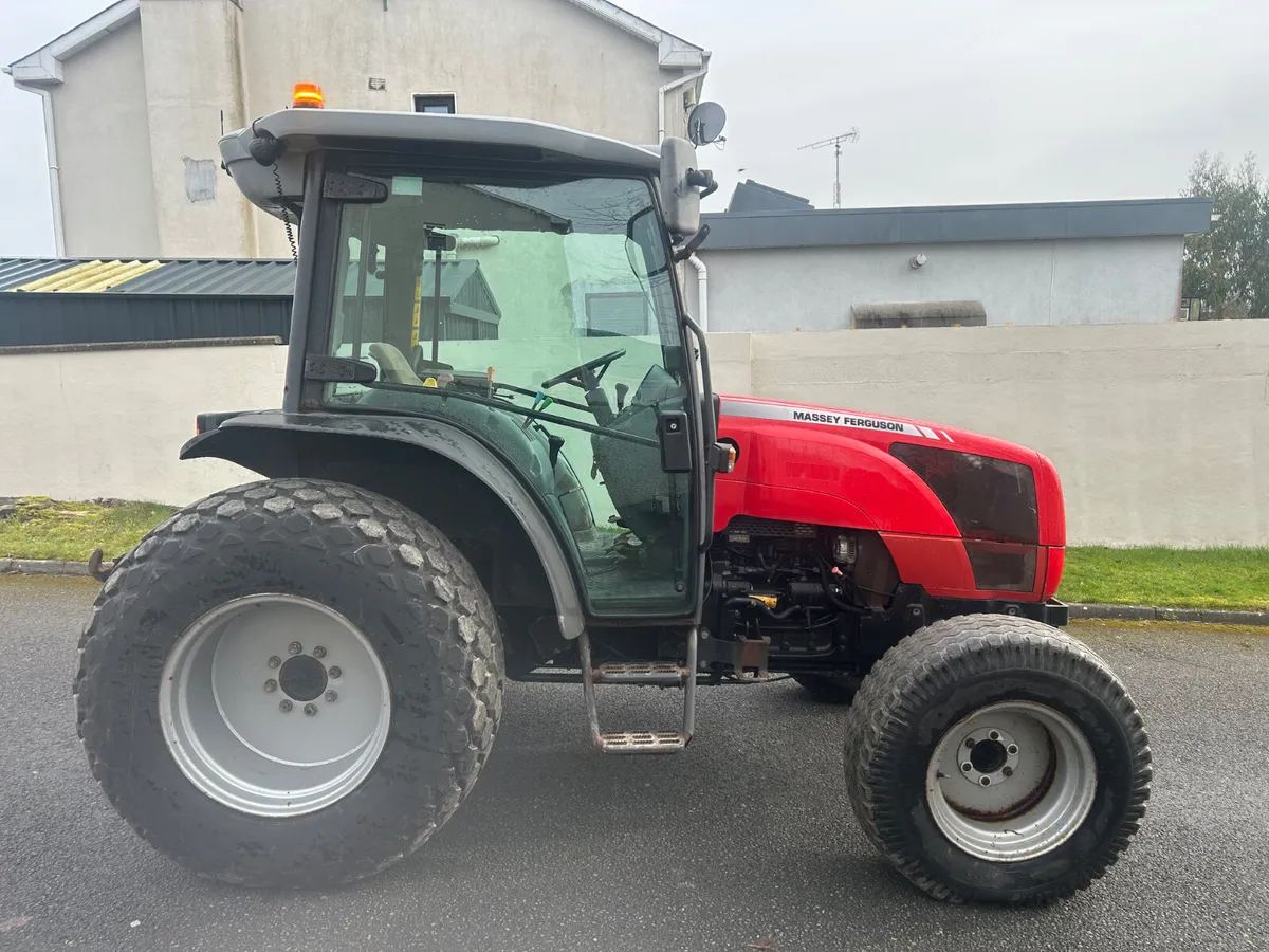 2006 Massey Ferguson 65HP Tractor - Image 4