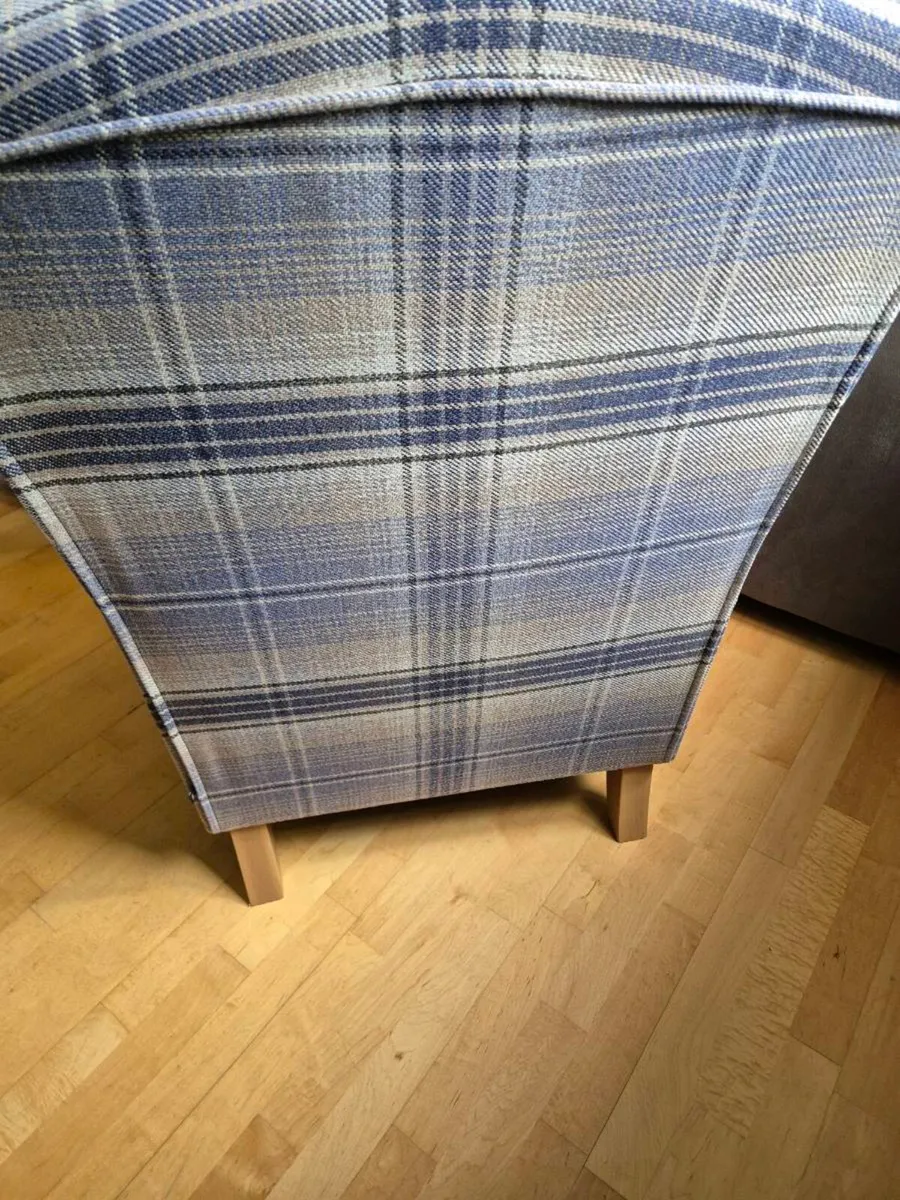 Arm Chair & Pouffe Footstool - Image 4