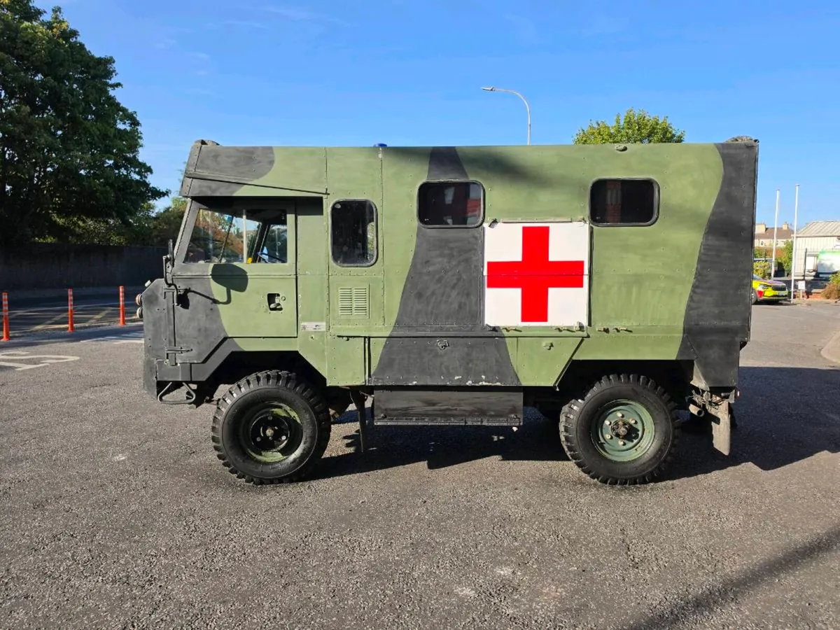 Land Rover 101 Forward Control Ambulance - Image 1