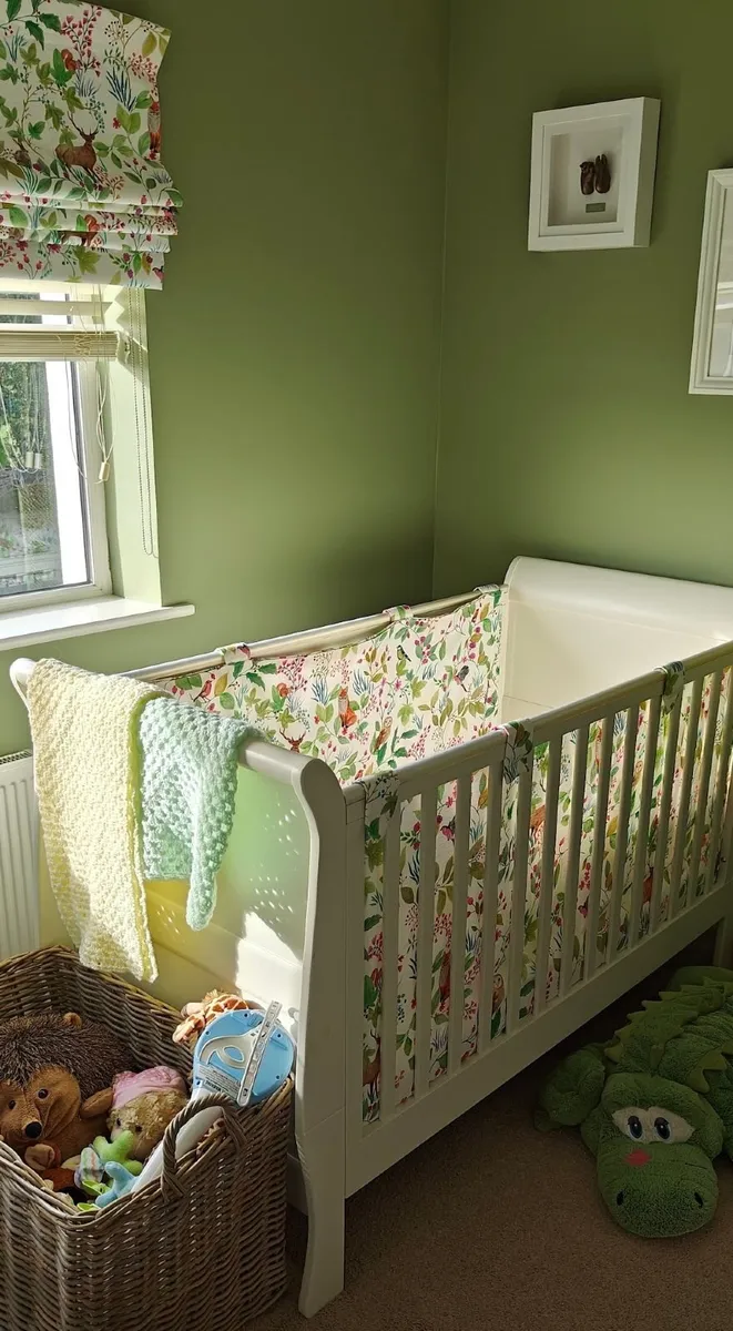Mamas and Papas Mia Cot - Image 1