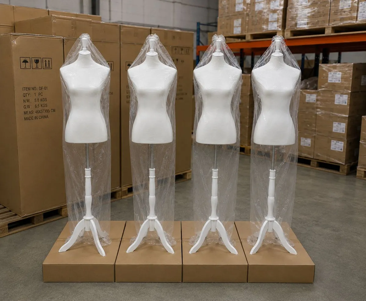 4 x New Womens Tailors Bust Dummys - FREE DELIVERY - Image 1