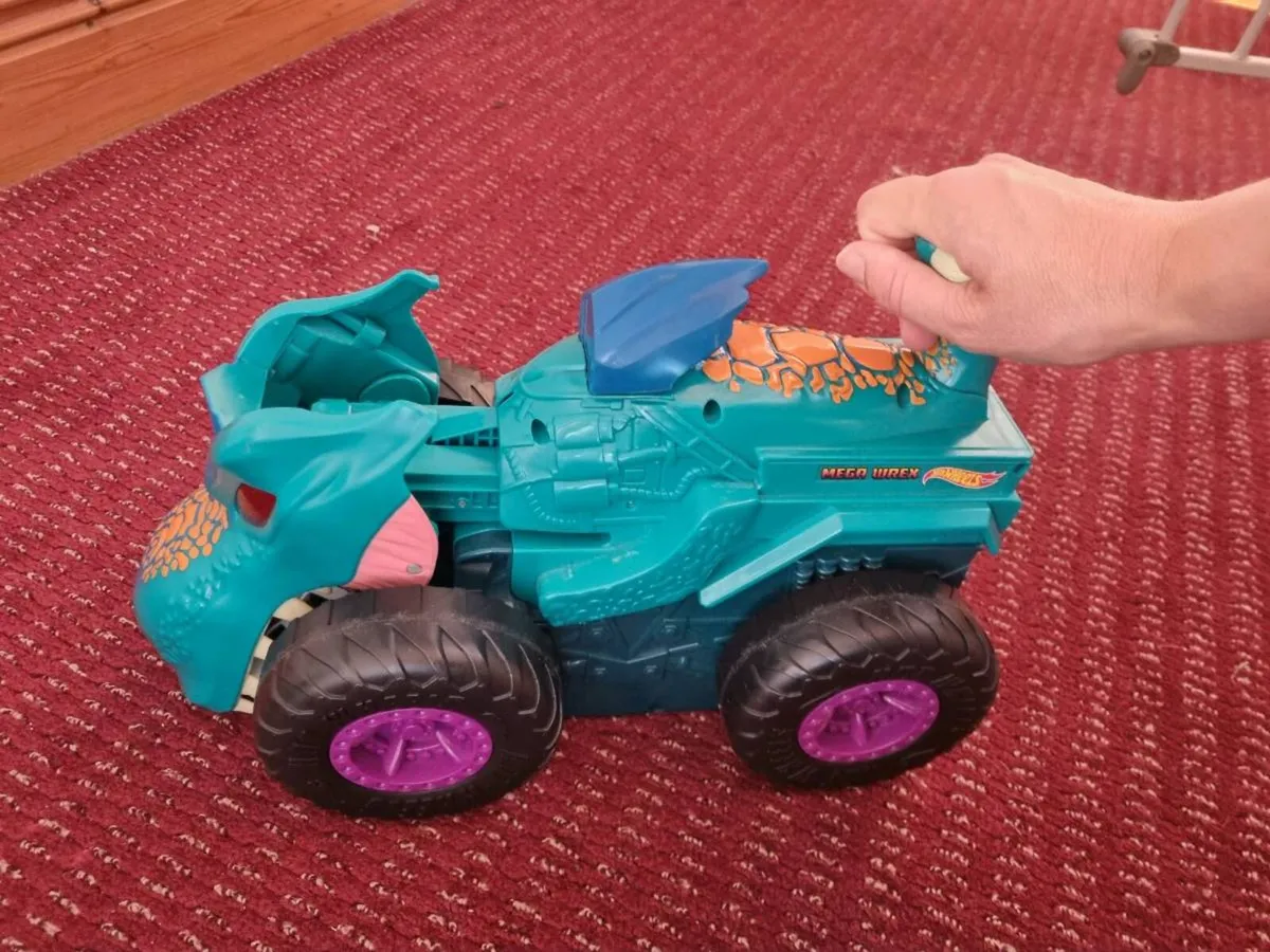 Hot wheels bundle - Image 2