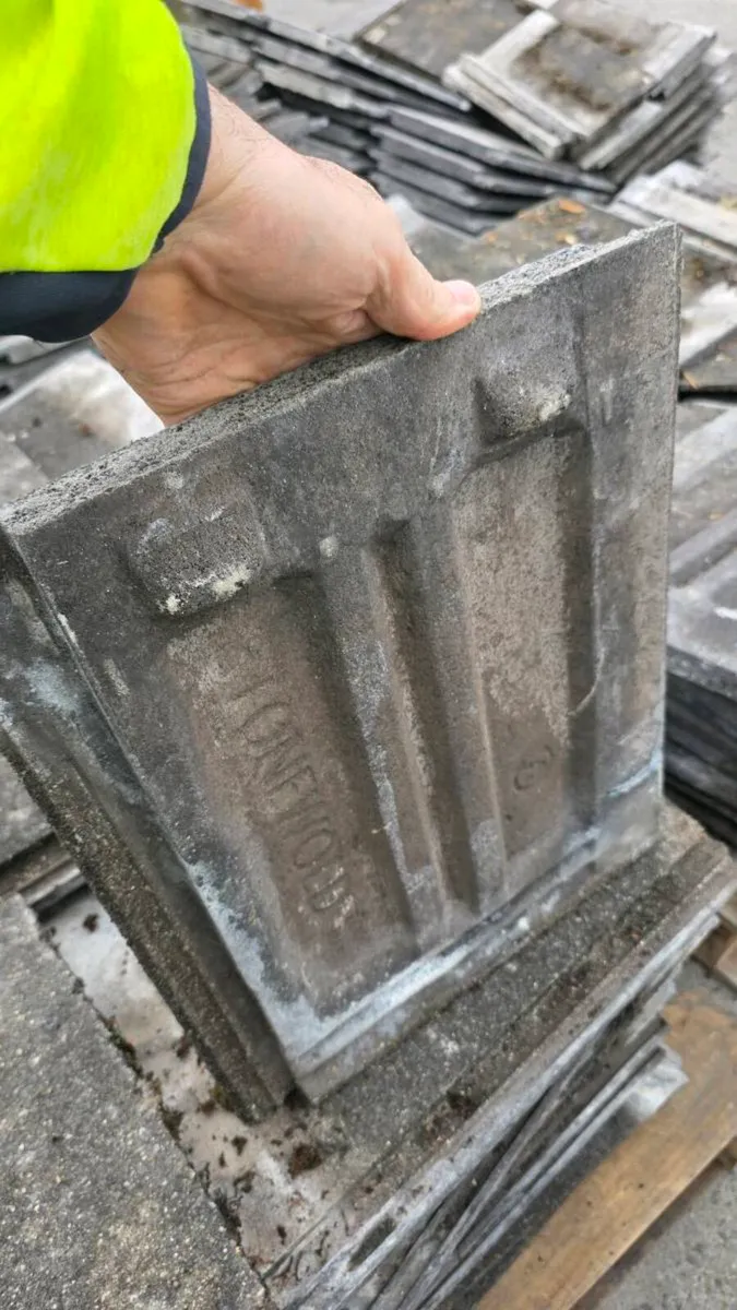 Roof tiles - Image 2