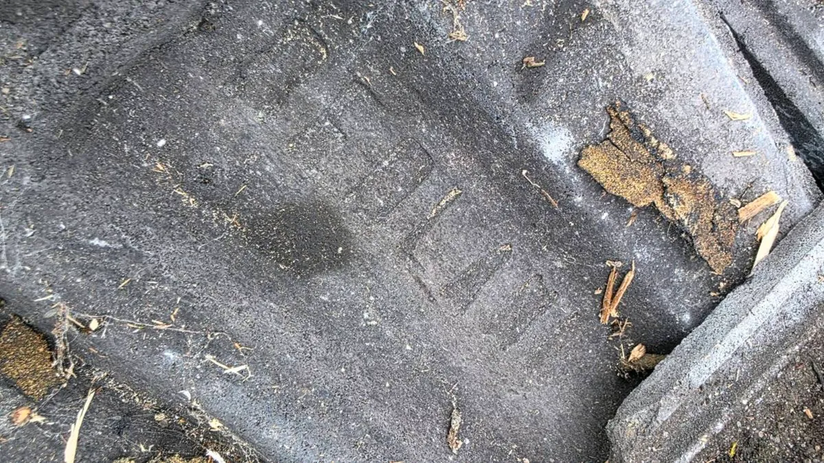 Roof tiles - Image 4