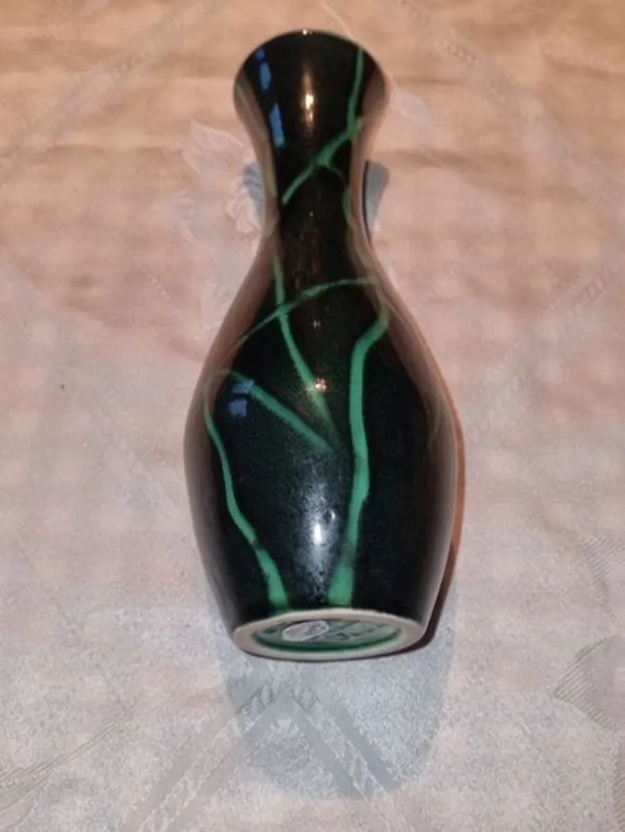 Vintage Sylvac Green Vase - Image 3