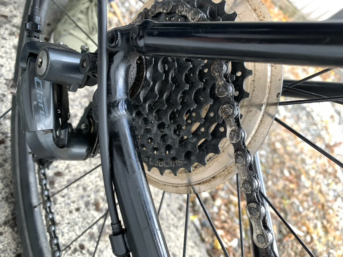 2023 Trek Domane AL 2 Road Bike - Image 3