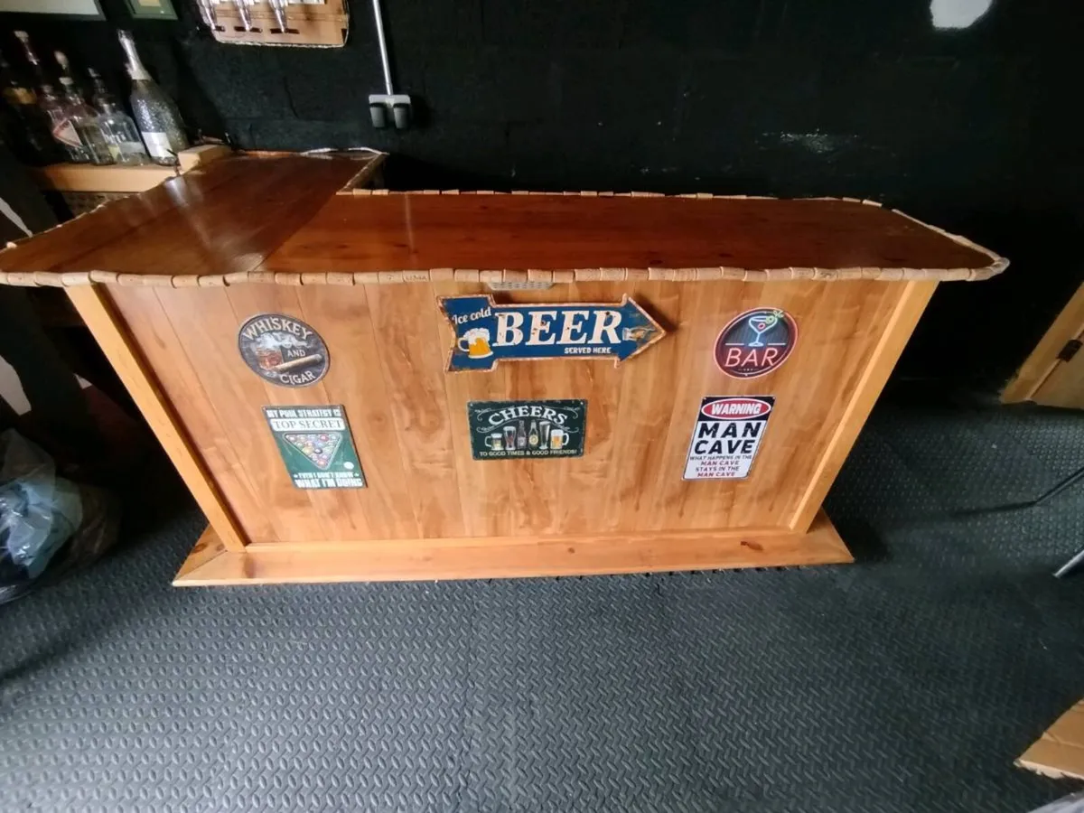 Home bar - Image 1