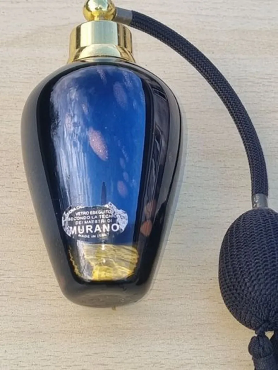 Vintage perfume atomizer made of Murano glass - Image 2