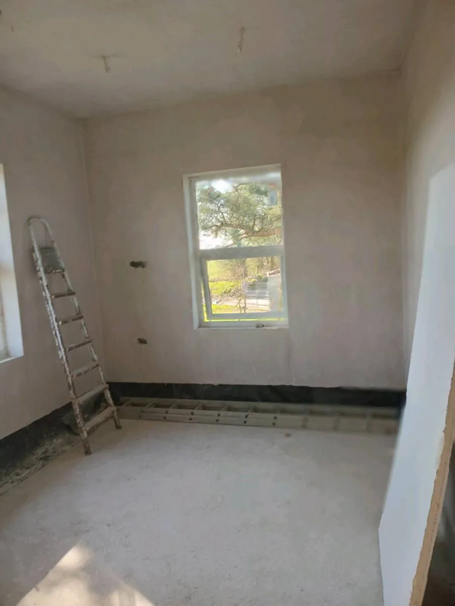 Plasterer - Image 4