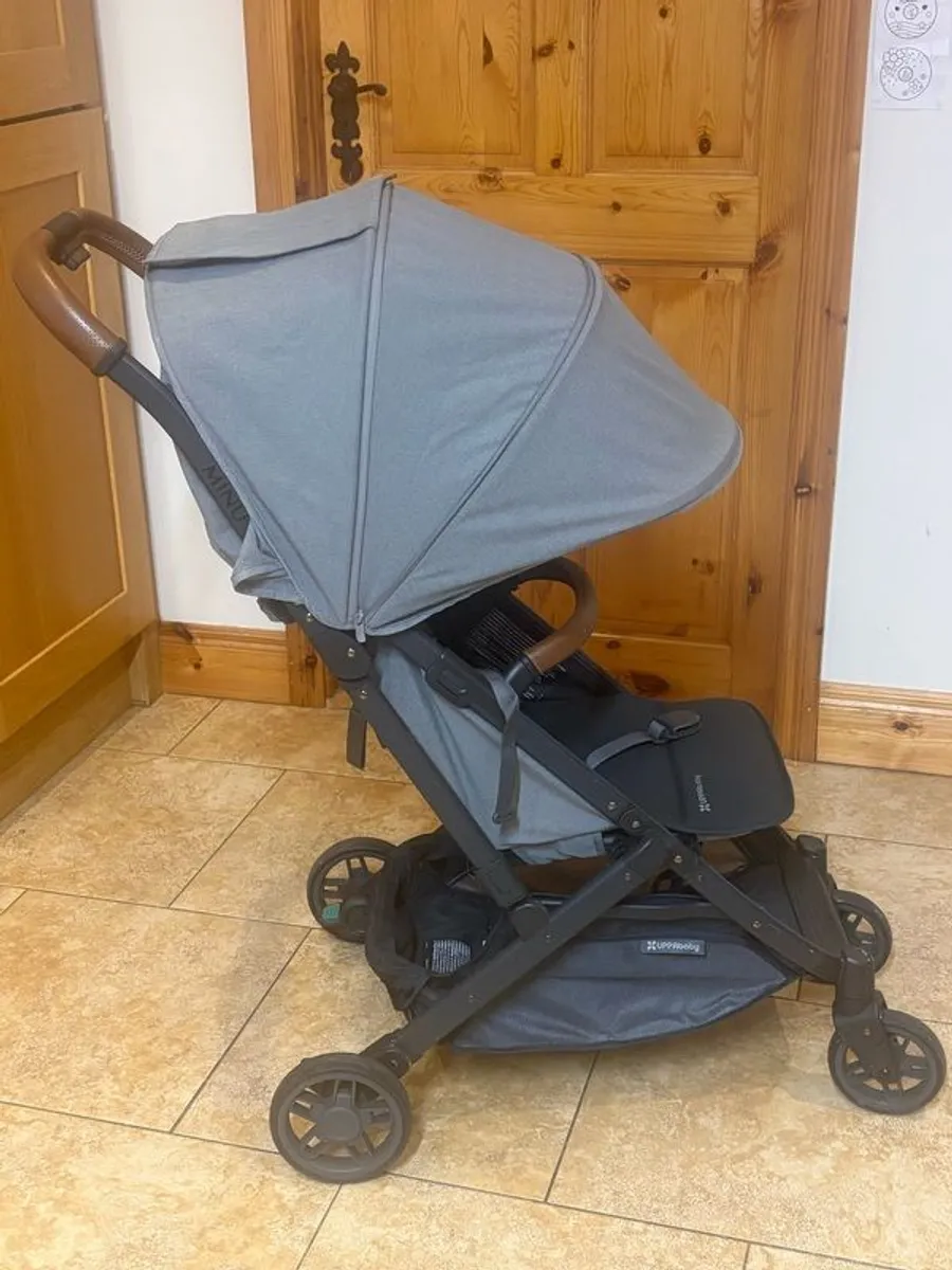 Uppababy Minu V2 Stroller (barely used) - Image 3