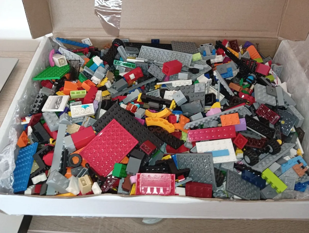 Job Lot Of Nice Clean Lego Approx 2.5 Kg No Mini F - Image 1