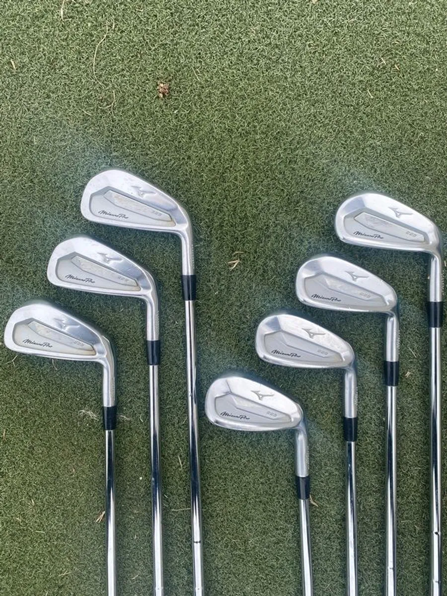 Mizuno Pro 223 irons 4-PW - Image 2