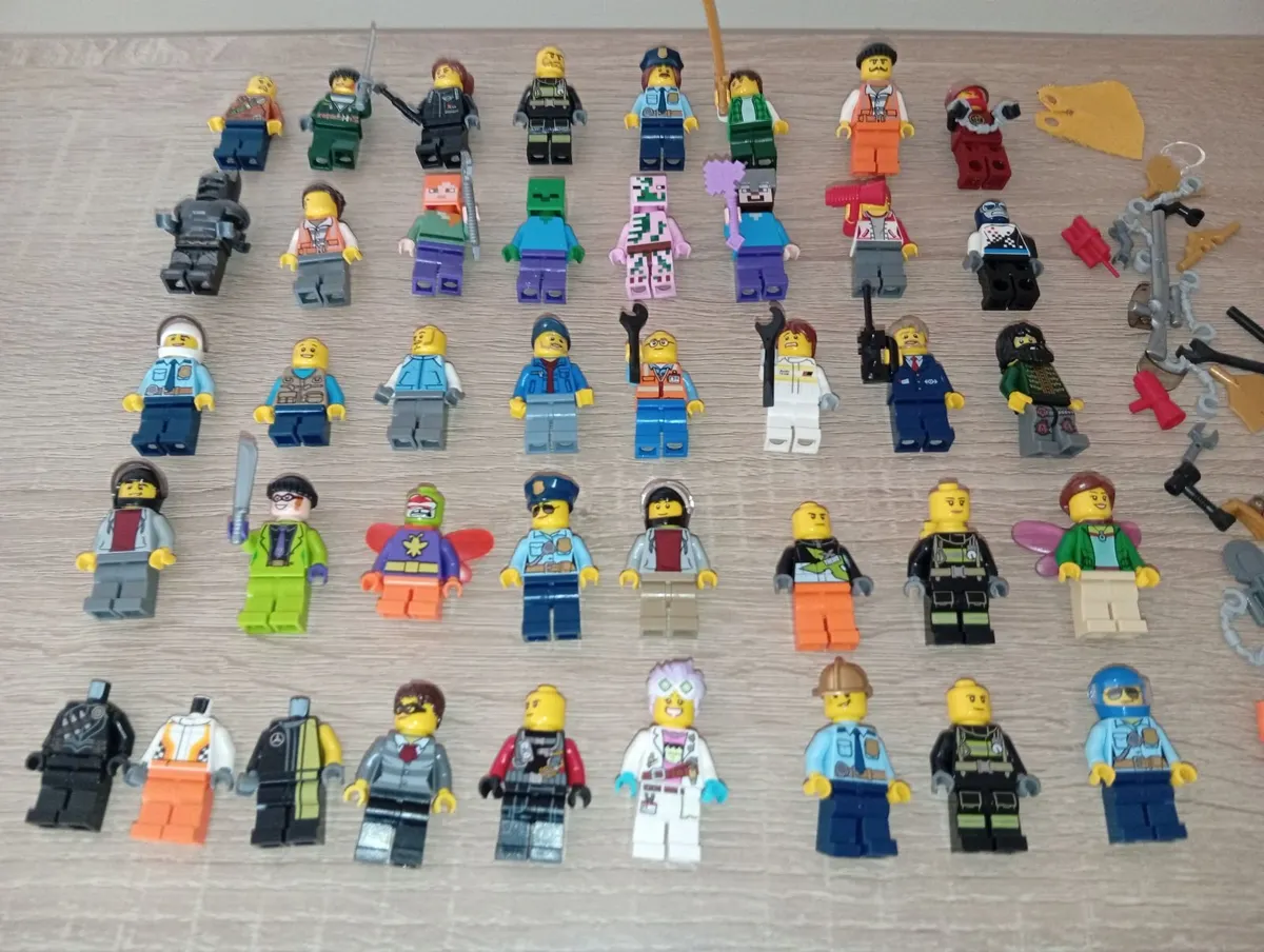 Collection Of Lego Mini Figures Originals In G/c - Image 3