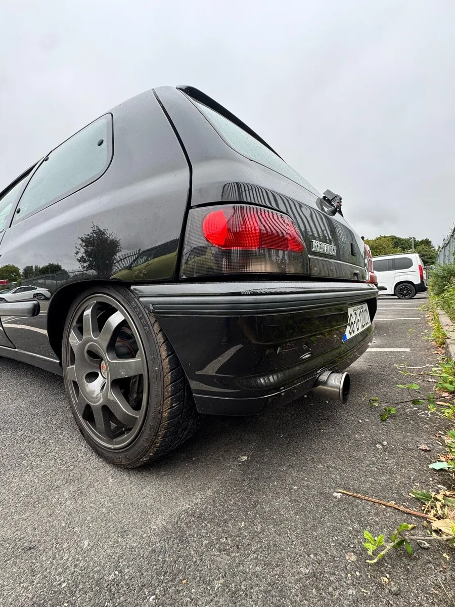 Renault Clio 1.8 16v - Image 3