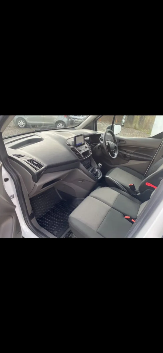2022 Ford Transit Connect (Low km) - Image 3