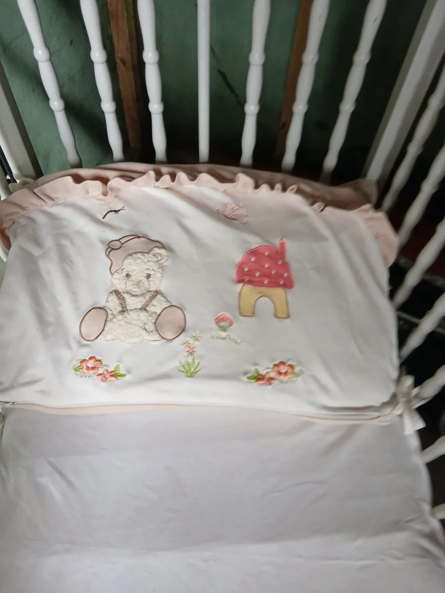 Child's Cot - Image 1