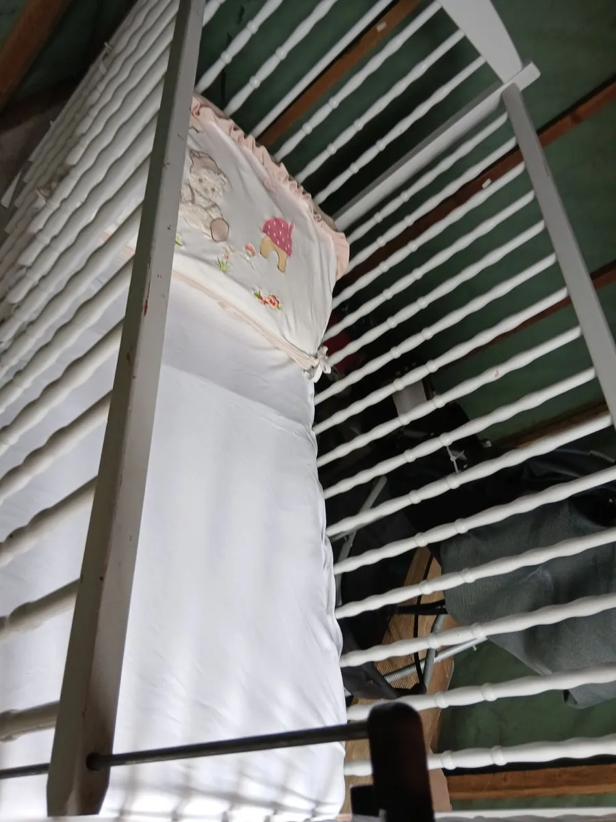 Child's Cot - Image 2