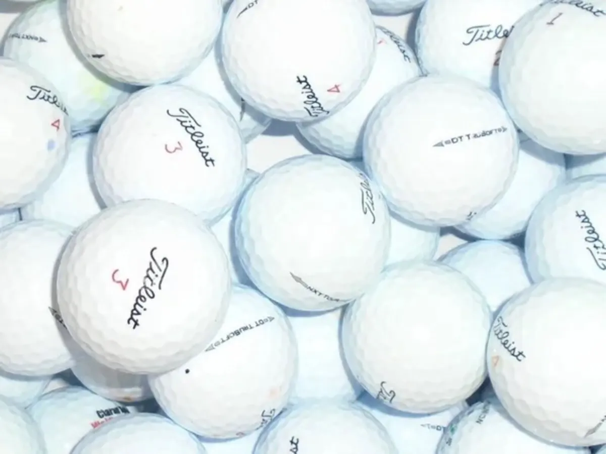 Golf Balls - Image 4