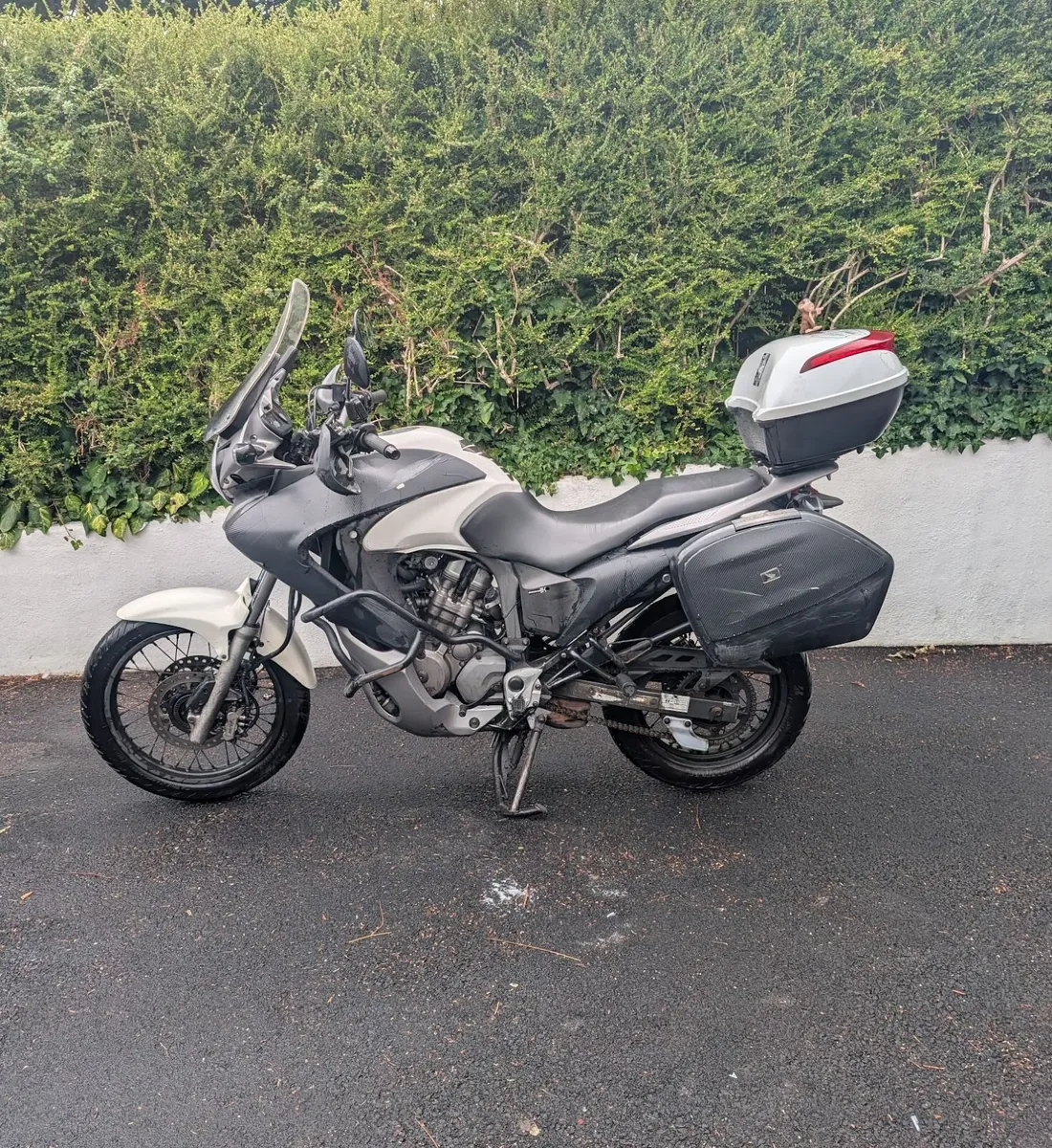 Honda Transalp 2011 - Image 2