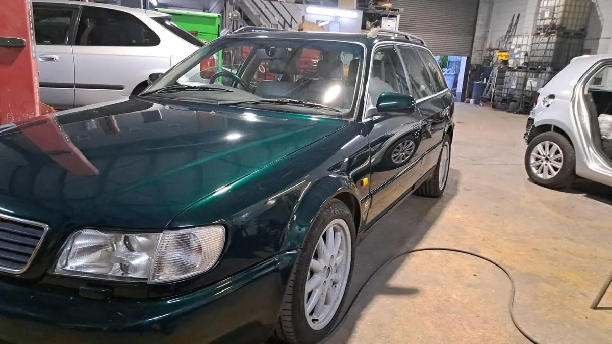 Audi S6 1995 - Image 4