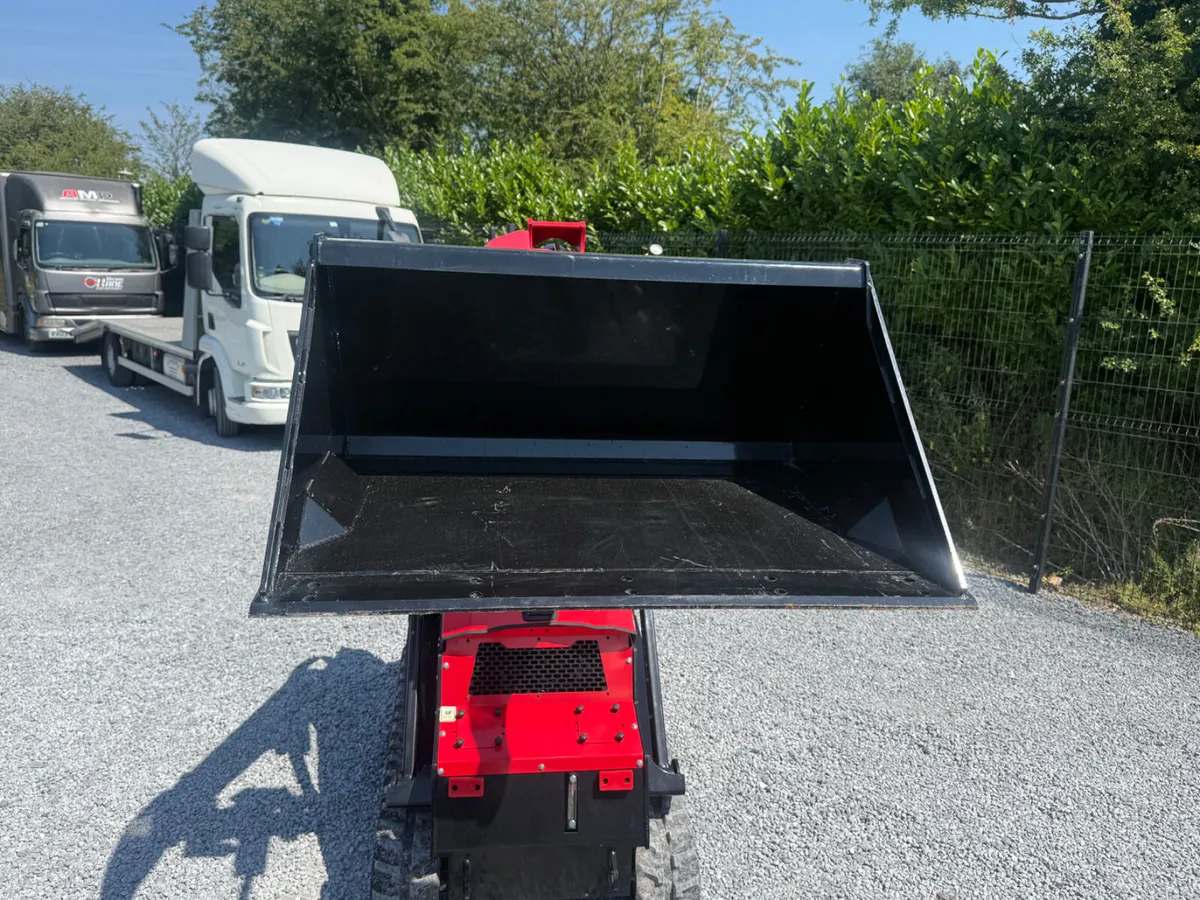 MINI TRACKED SKID STEER - Image 2