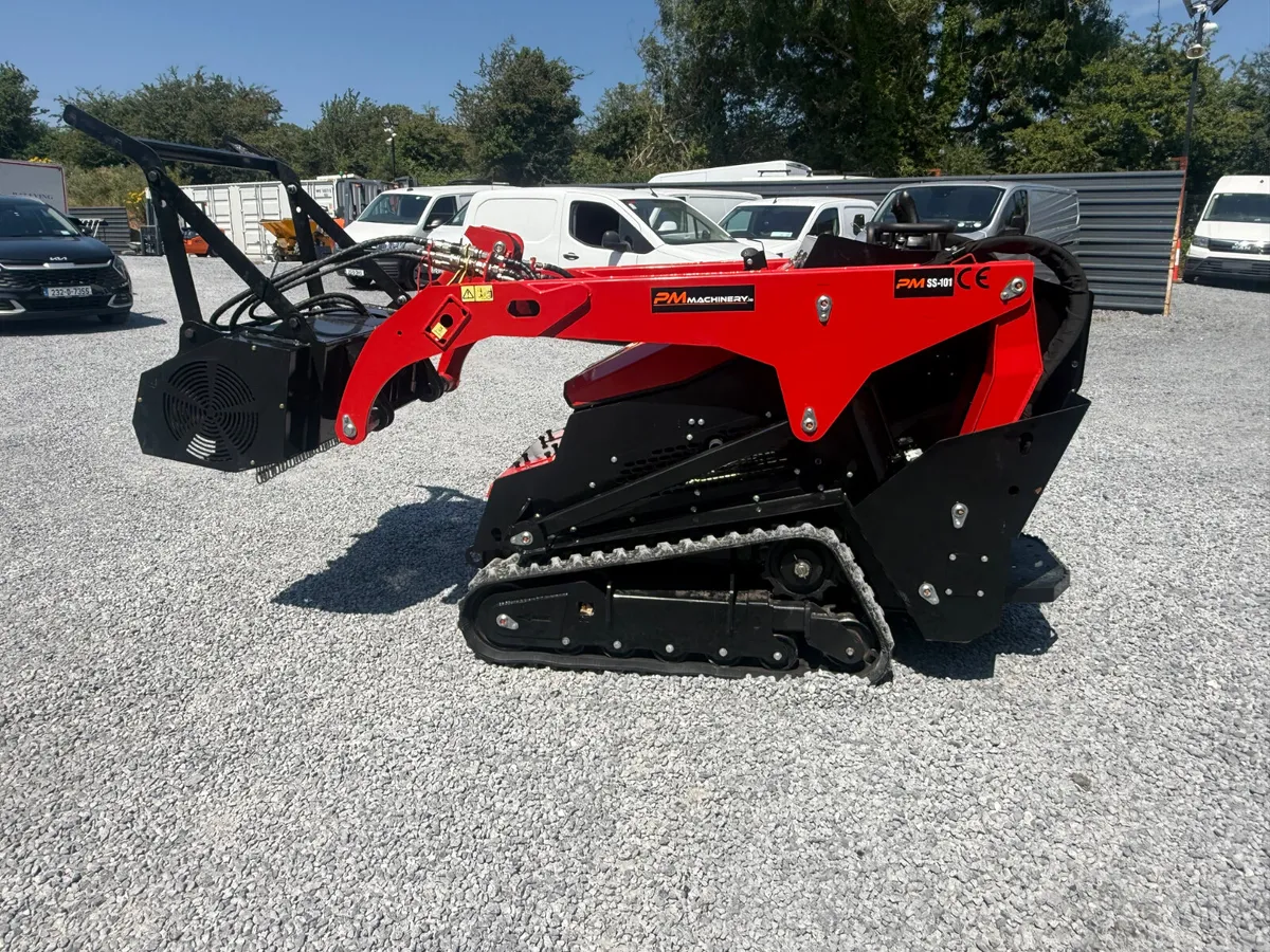 MINI TRACKED SKID STEER - Image 4