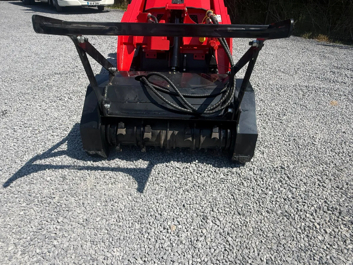 MINI TRACKED SKID STEER - Image 3