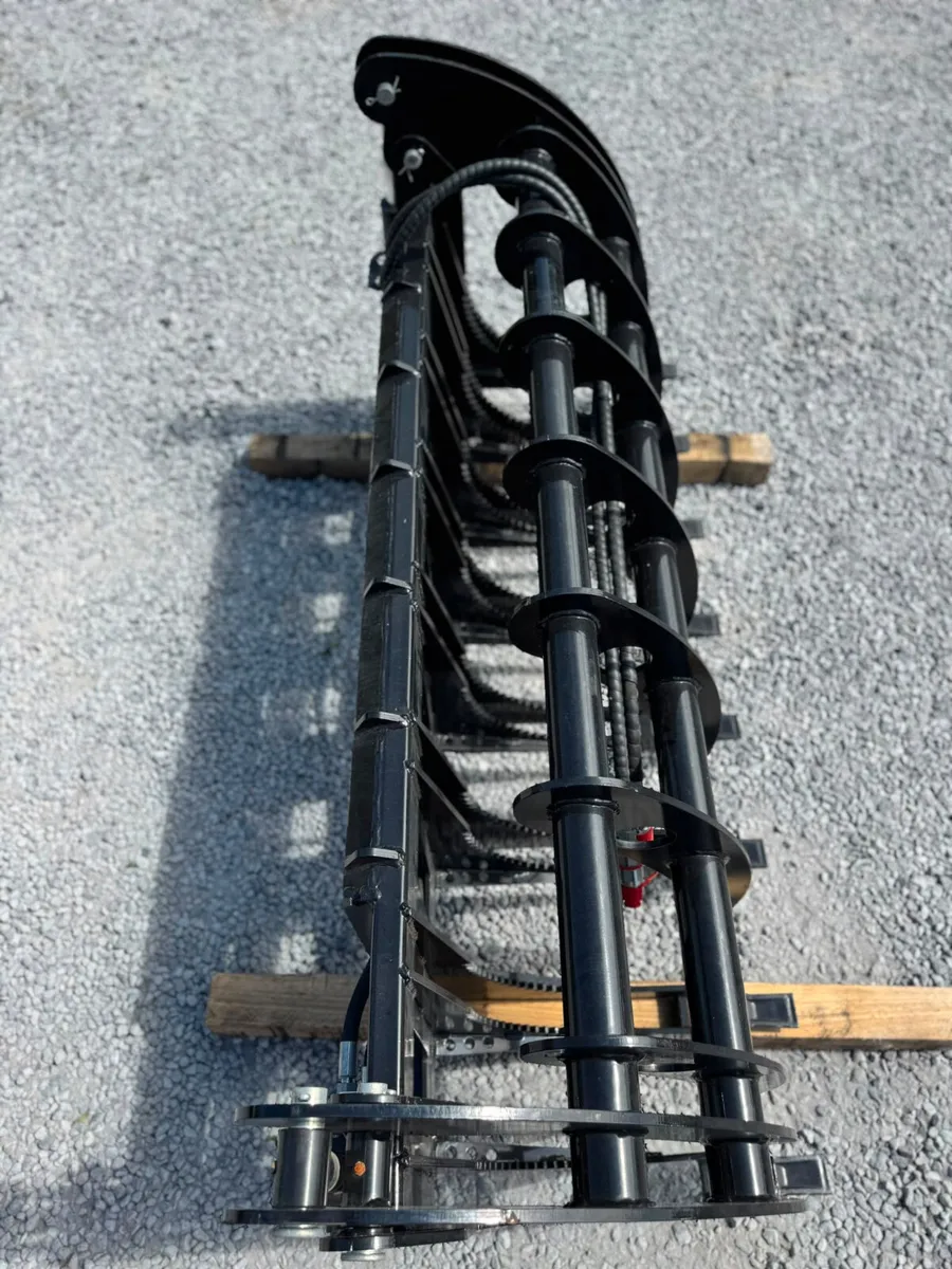 NEW SKID STEER HYDRAULIC ROOT GRAPPLE - Image 3