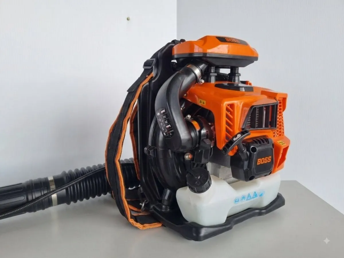 BOSS PETROL BACKPACK LEAF BLOWER – NEW - Image 4