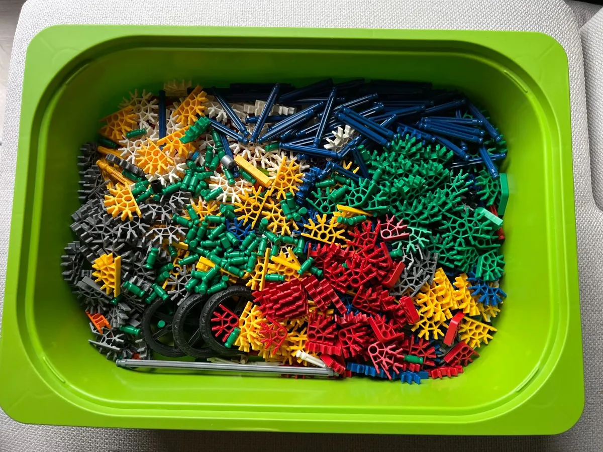 Knex 100 Model Imagine Building Set 12605 - Image 2