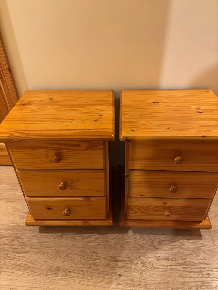 Night stands