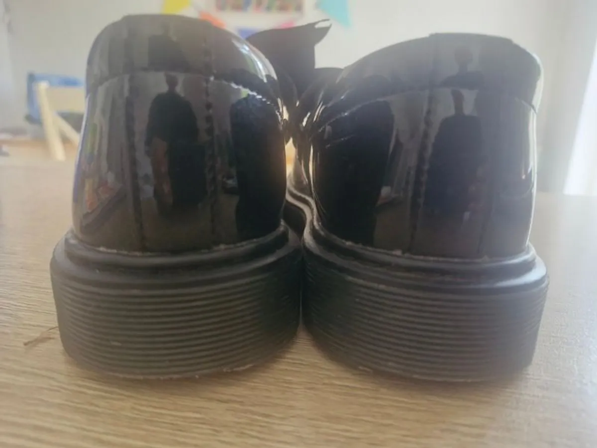 Girls Dr Martens School Shoes - Image 4