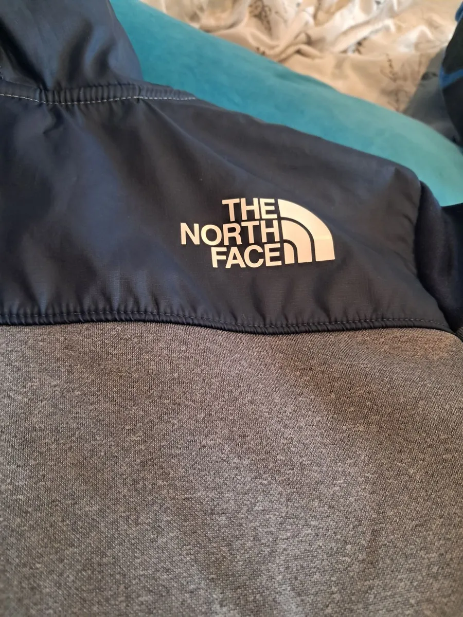 The North Face kids hoodie - Image 4