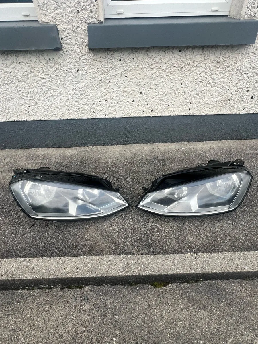 Headlights Mk7 Golf - Image 1