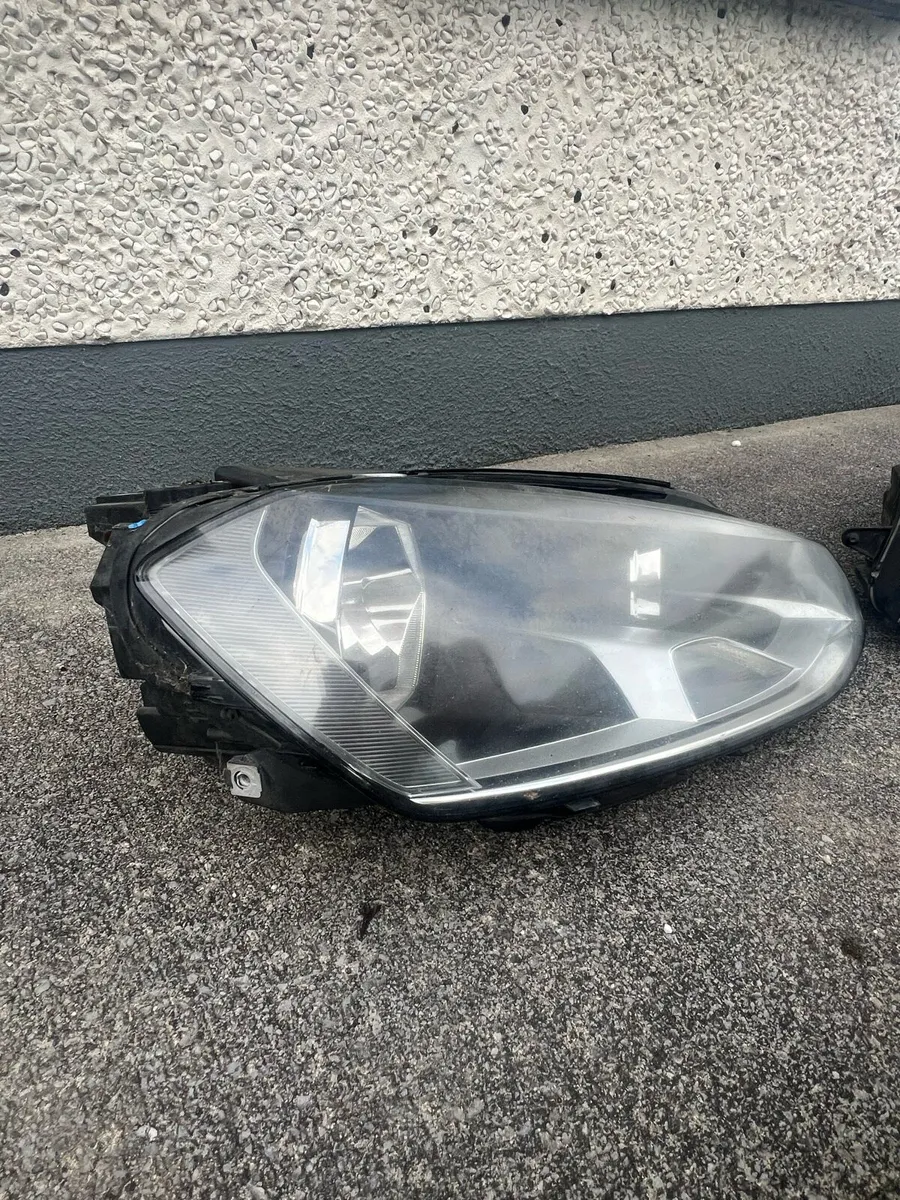 Headlights Mk7 Golf - Image 2