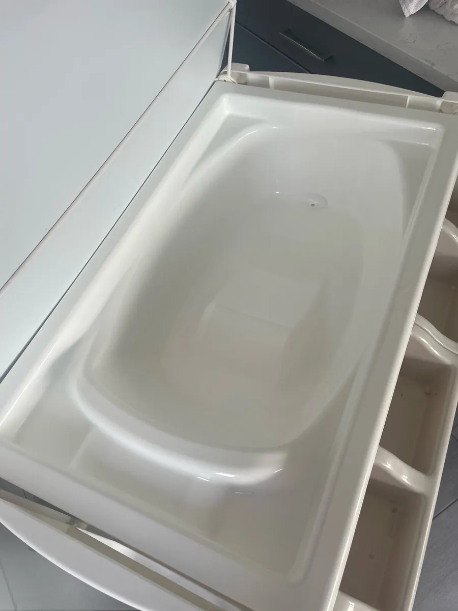 Baby Changing Unit - Image 3