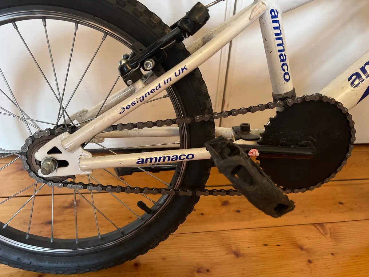 Child's bike for six to seven year old - Image 1