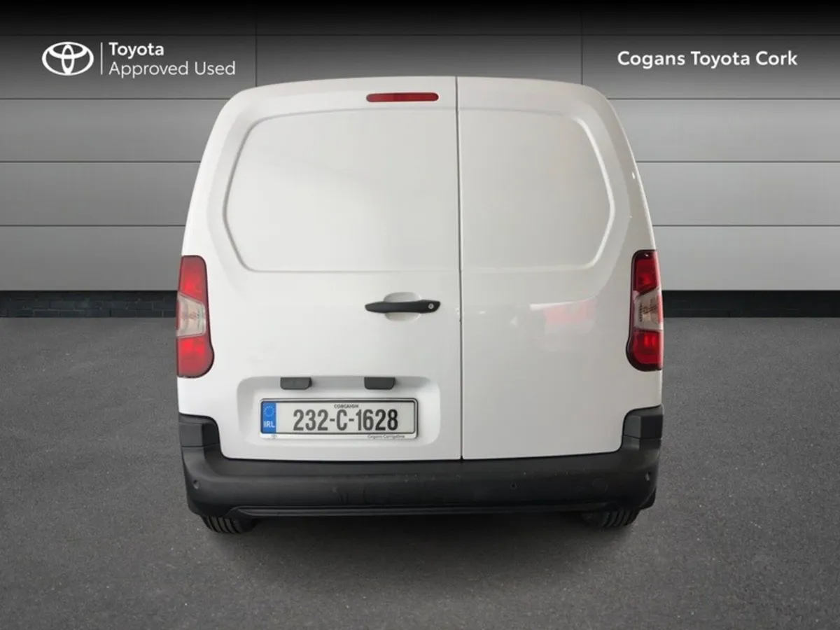 Toyota Proace City 1.5 GX SWB 650KG - Image 4