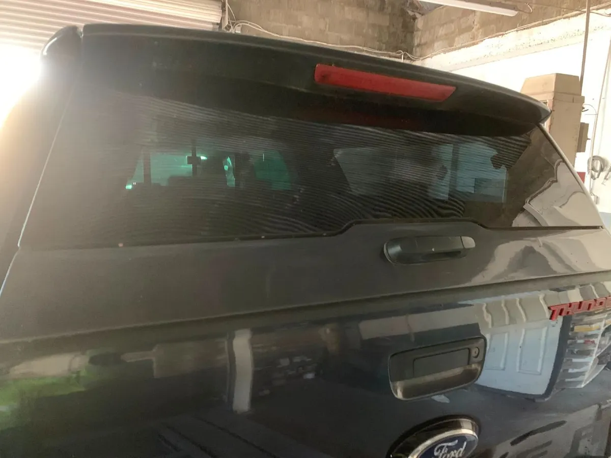 Ford ranger canopy - Image 3